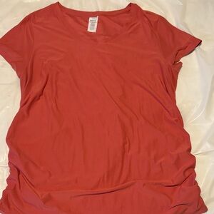 Time and Tru Women's V-Neck Short Sleeve Top in Coral